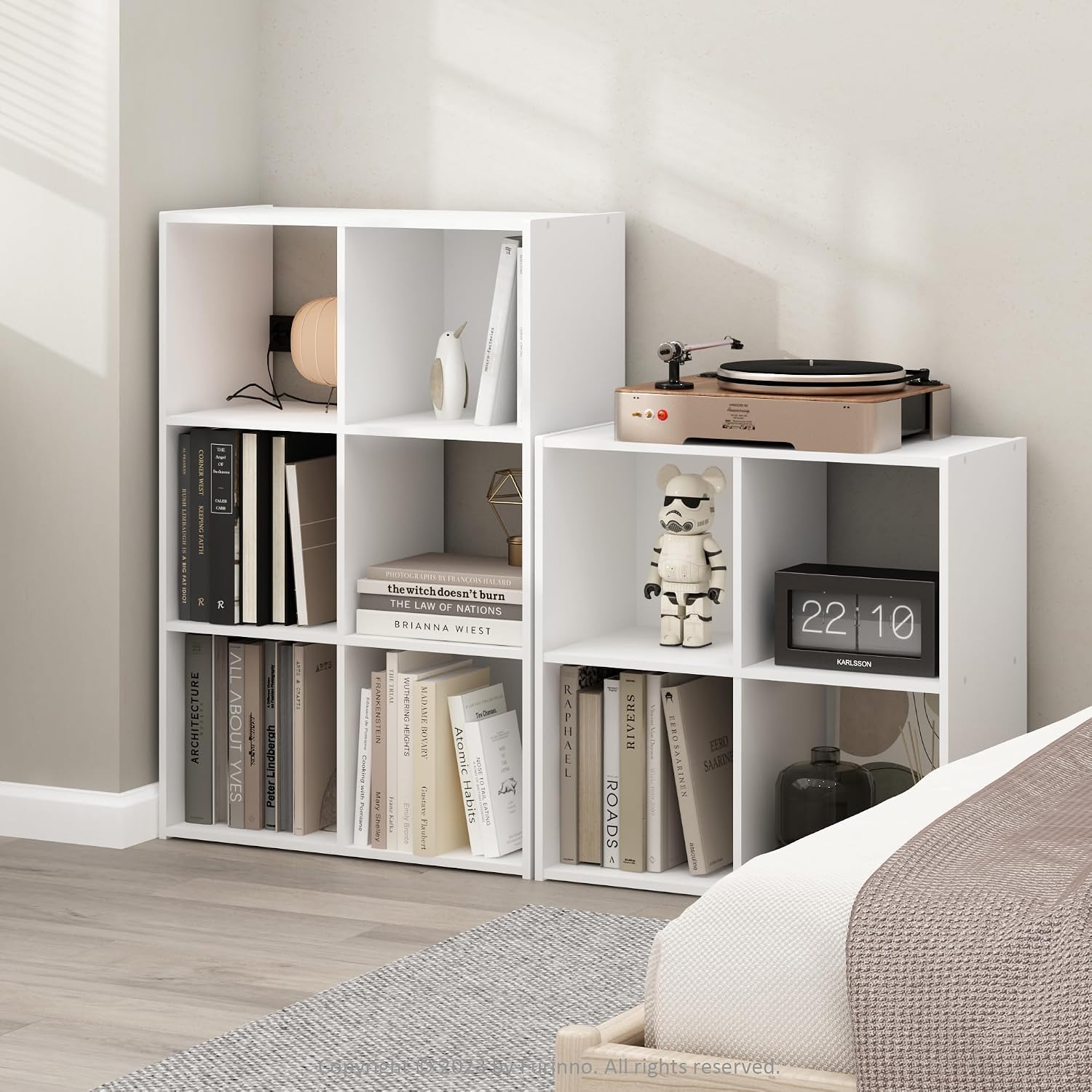 White 4-Cube Storage Bookshelf